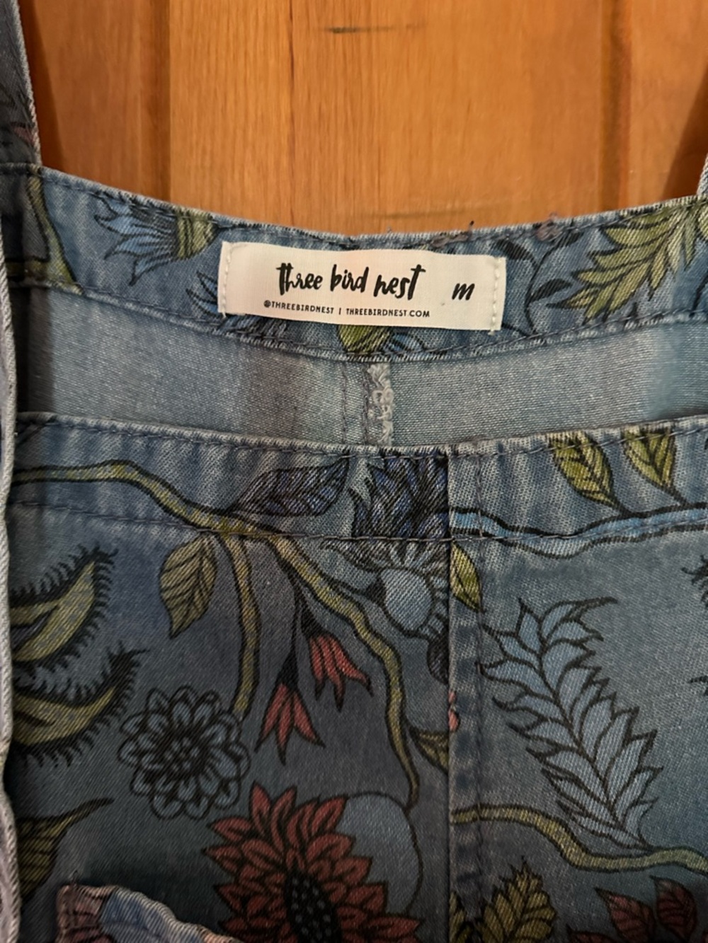 Three Birds Nest High Hopes Slouchy Denim Overalls Med. 100$ on website - Picture 4 of 6